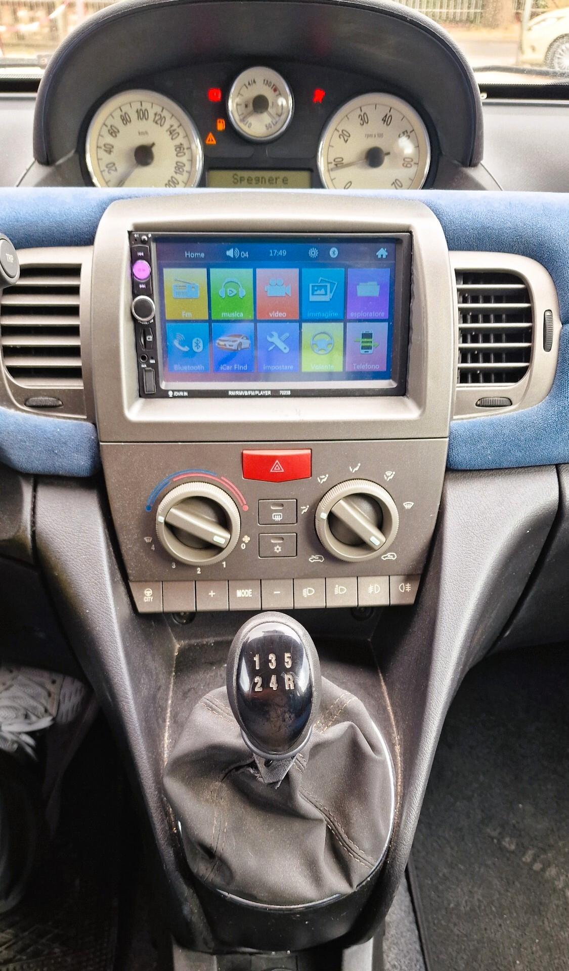 Lancia Ypsilon 1.2 16V Platino