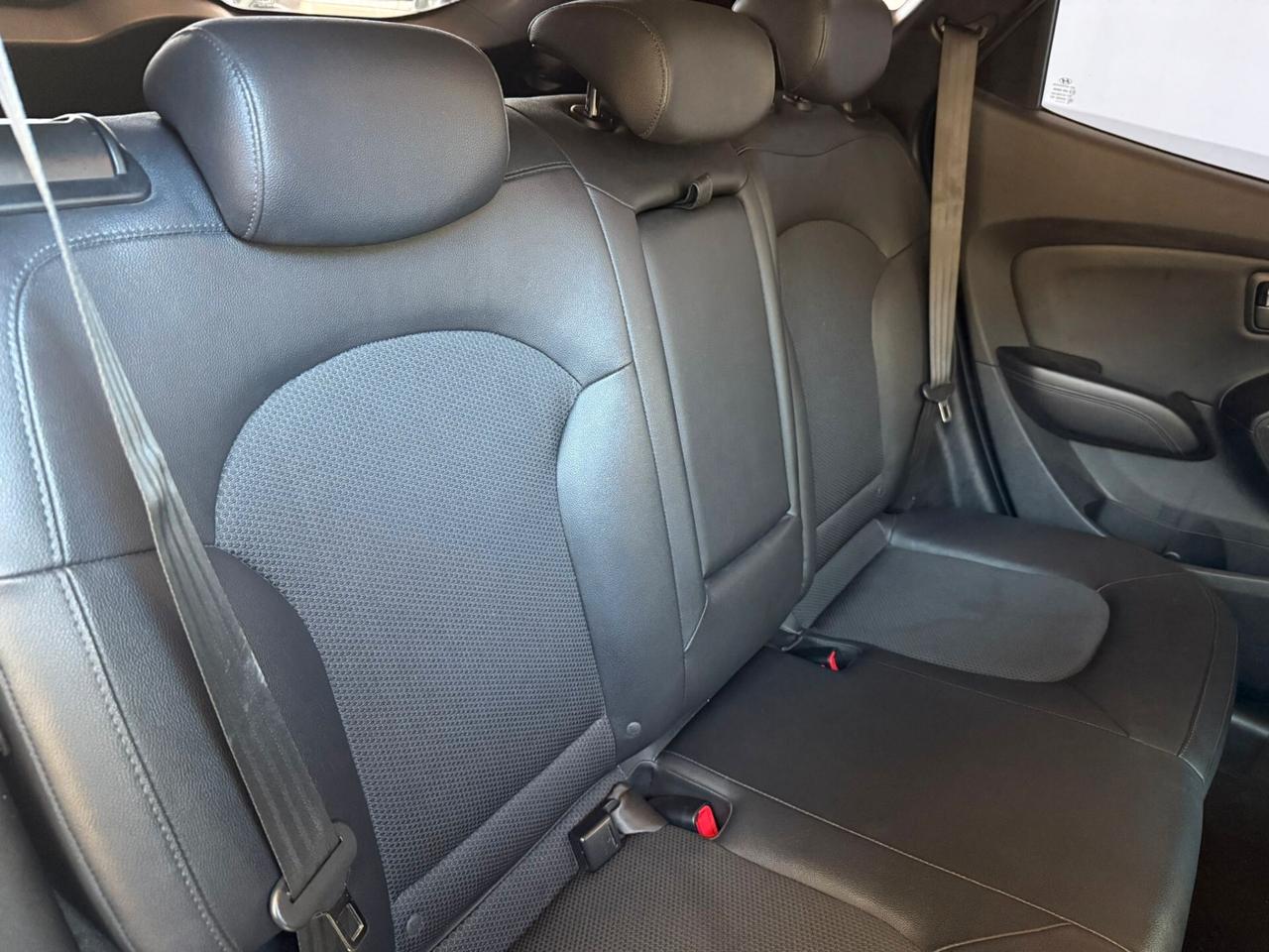 Hyundai iX35 1.7 CRDi 2WD Xpossible