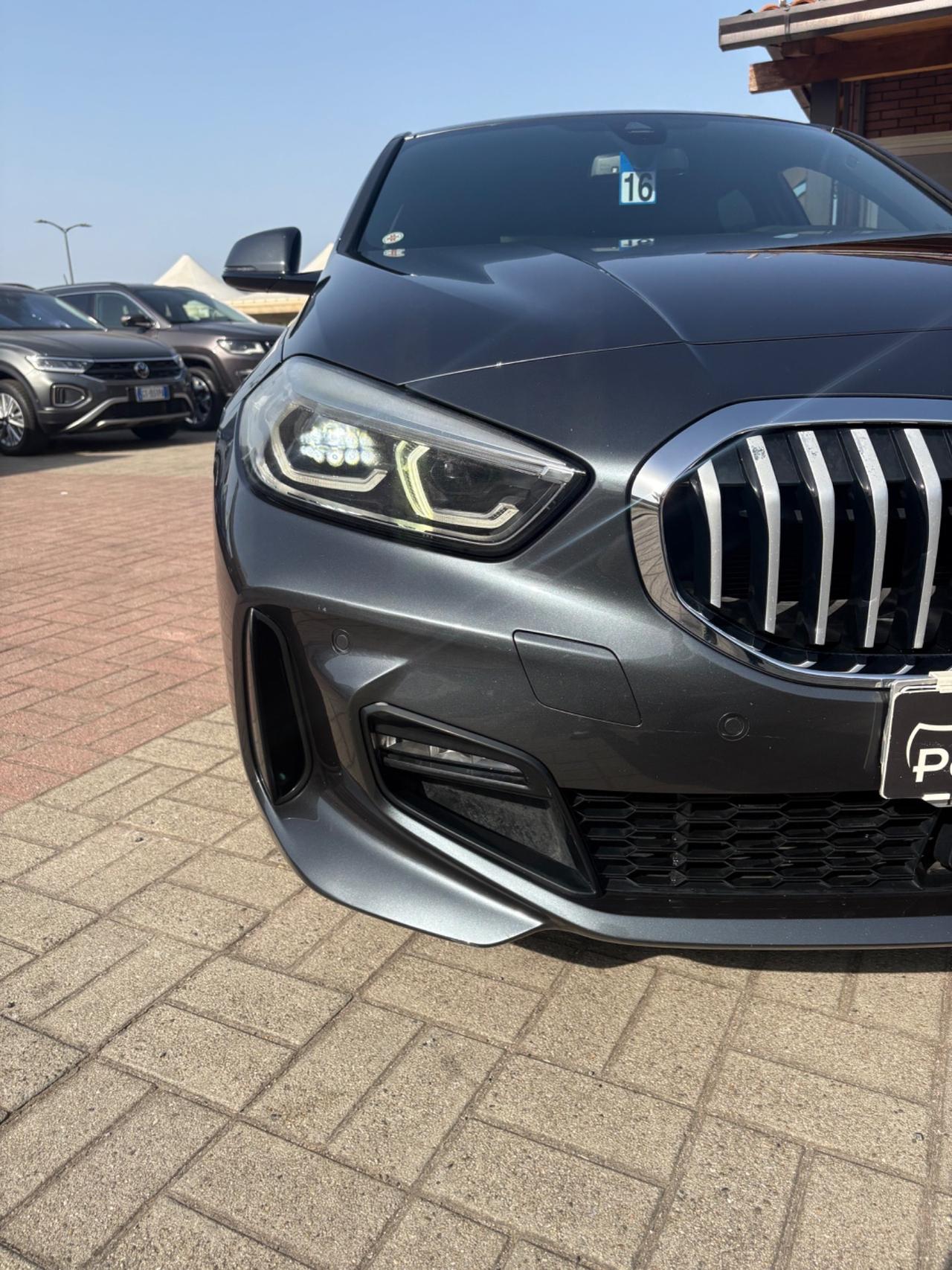 Bmw 116 116d 5p. Msport