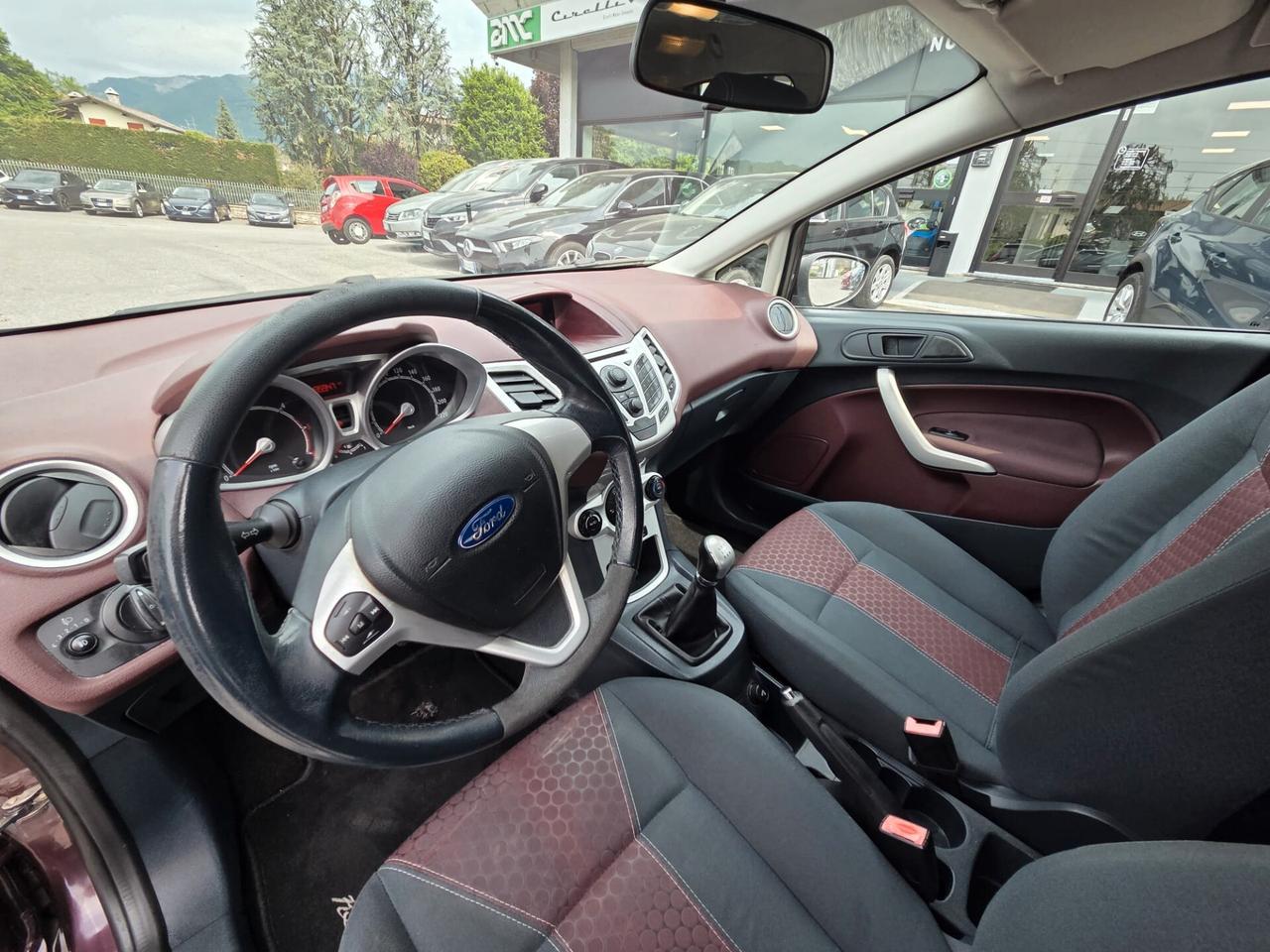 Ford Fiesta 1.6 TDCi 95 CV 5p. Titanium E5 *neopatentati*