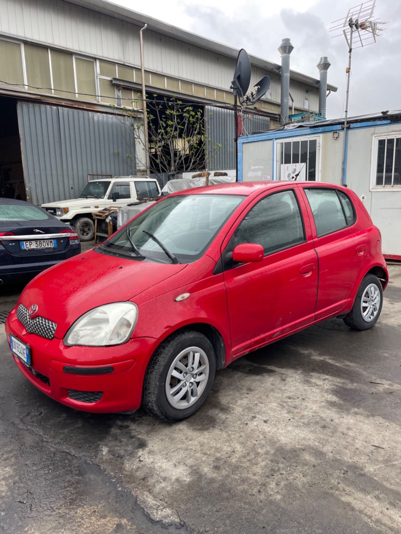 Toyota Yaris 1.0i 16V cat 5 porte Sol Blue