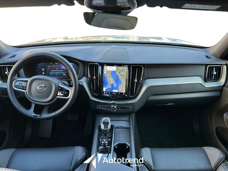 Volvo XC60 B5 250+14 CV AWD Automatica Mild Hybrid Plus Dark