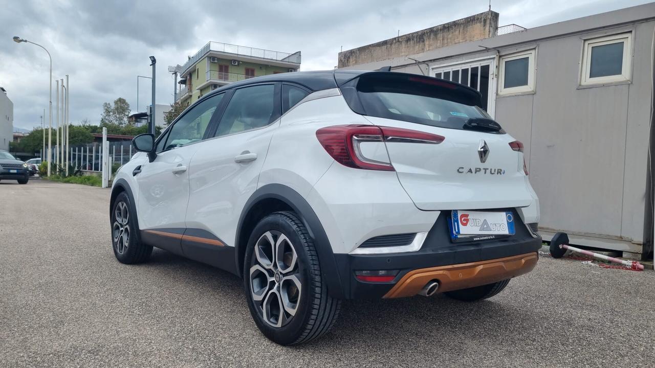 Renault Captur Blue dCi 95 CV Intens-DIESEL-EURO6-