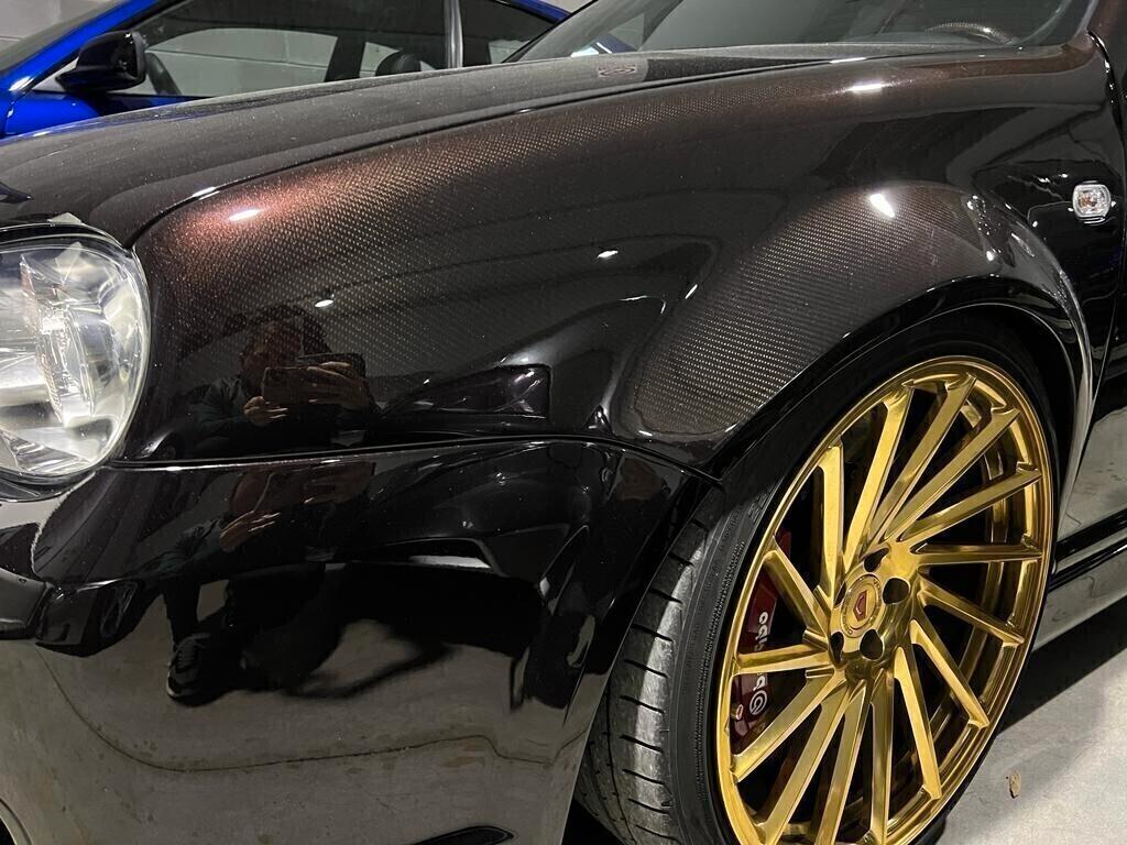 Volkswagen Golf R32