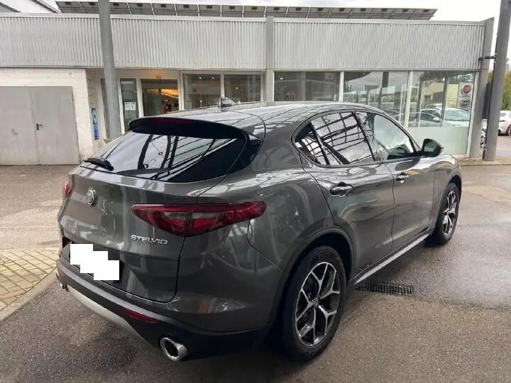 Alfa Romeo Stelvio 2.2 Turbodiesel 160 CV AT8 RWD Business