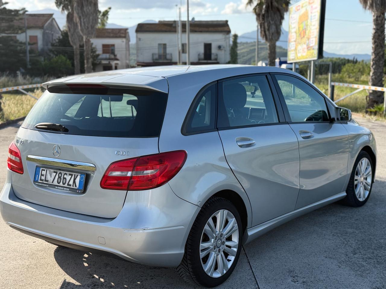 Mercedes-benz B 180 CDI BlueEFFICIENCY Executive
