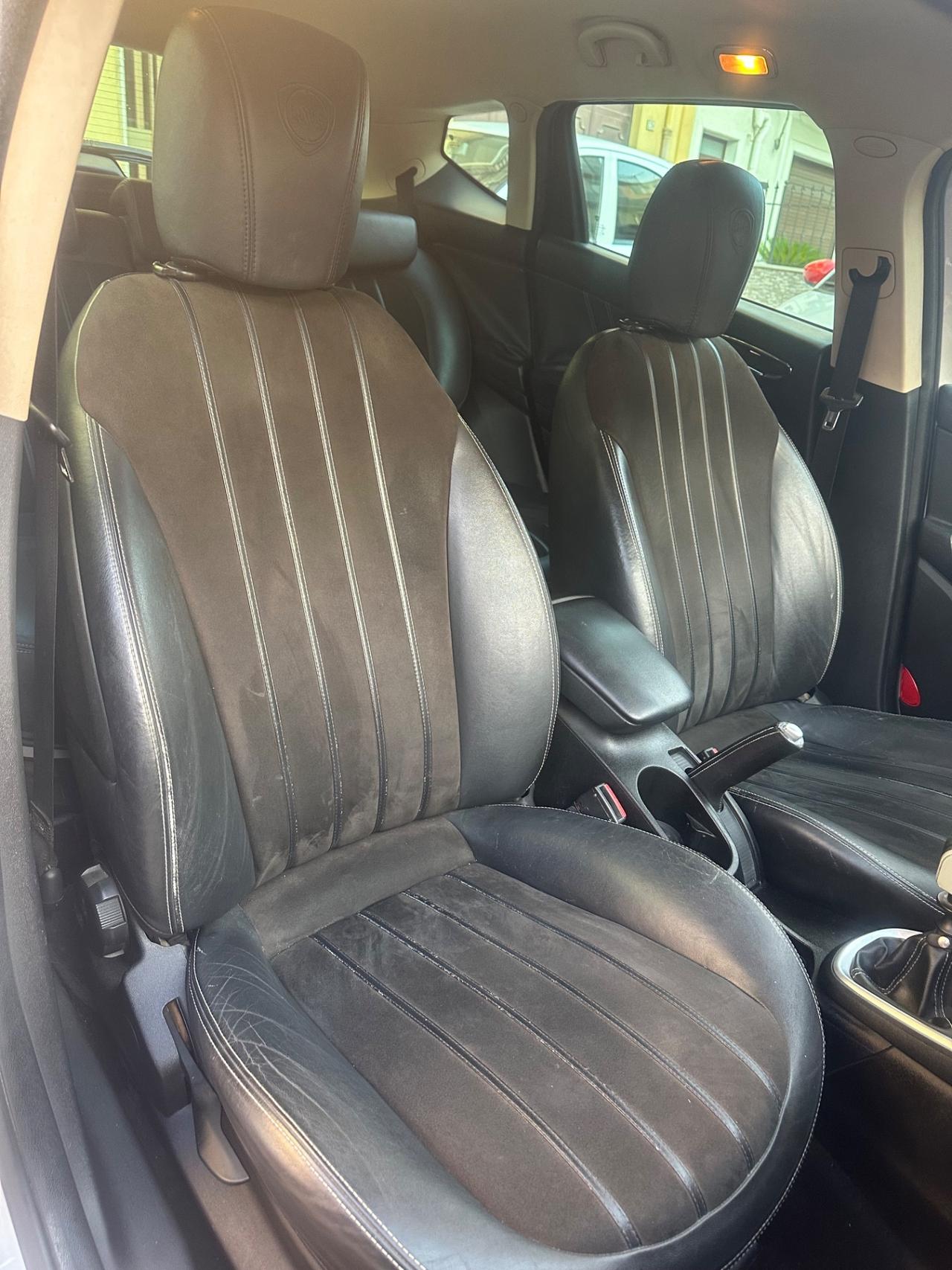 Lancia Delta 1.6 MJT DPF Argento