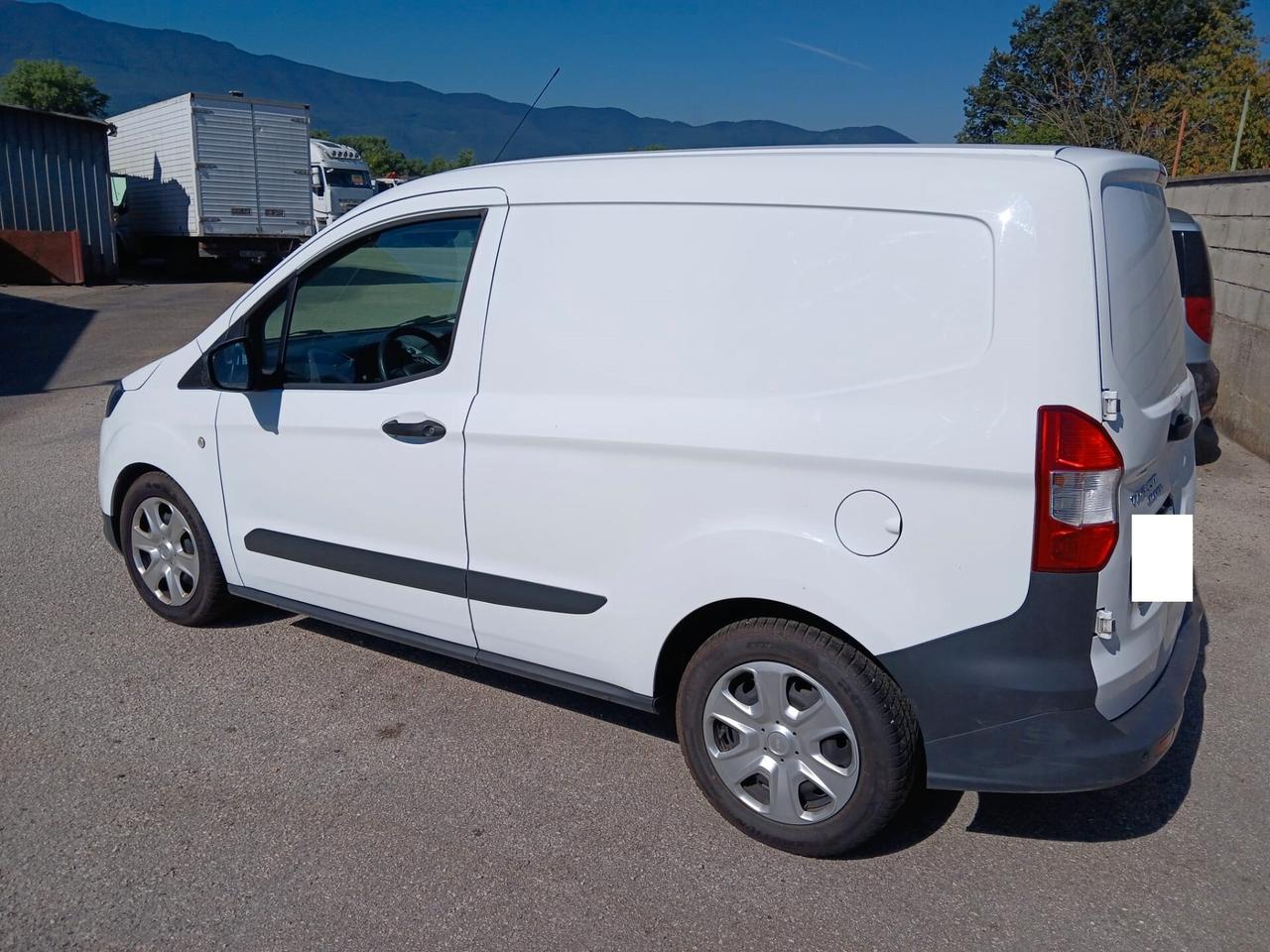 Ford Transit Courier 1.5 TDCi 100cv Van anno 2019