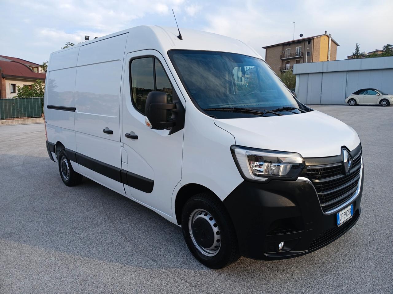 RENAULT MASTER 2.3 DCI 135CV L2H2 2021