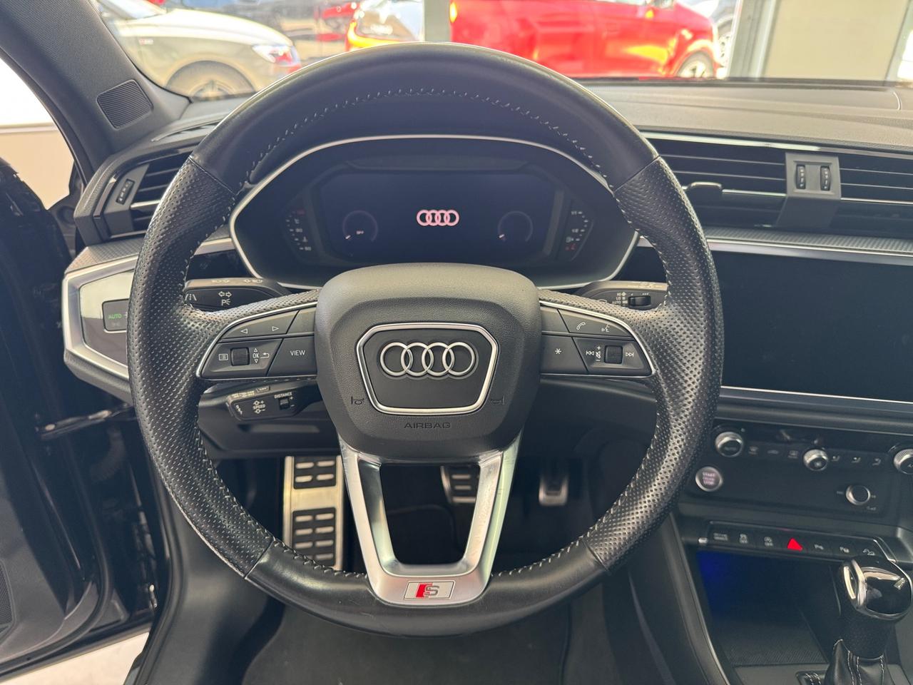 Audi Q3 35 TDI S tronic line edition