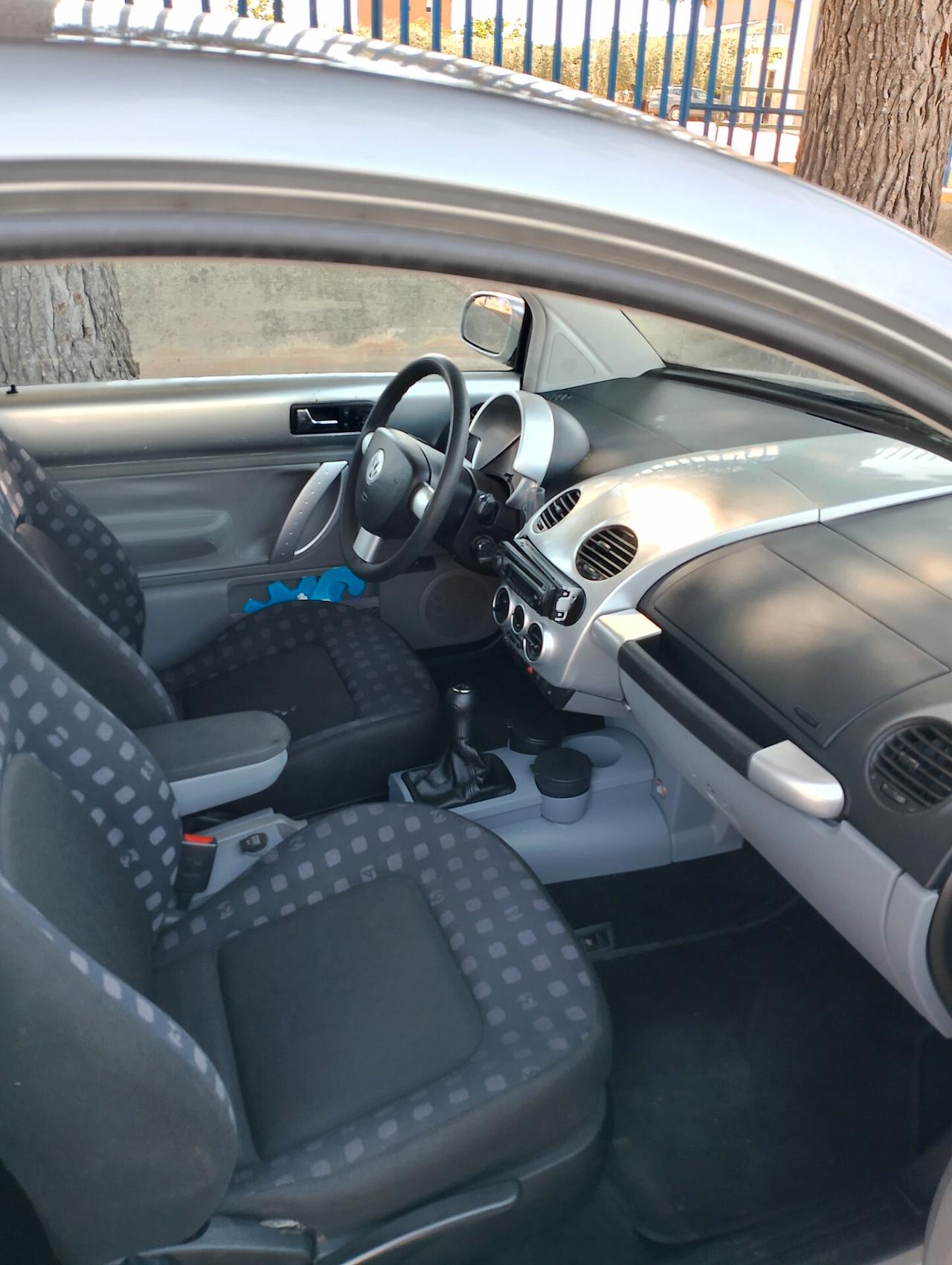Volkswagen New Beetle 1.6 GPL pari al nuovo