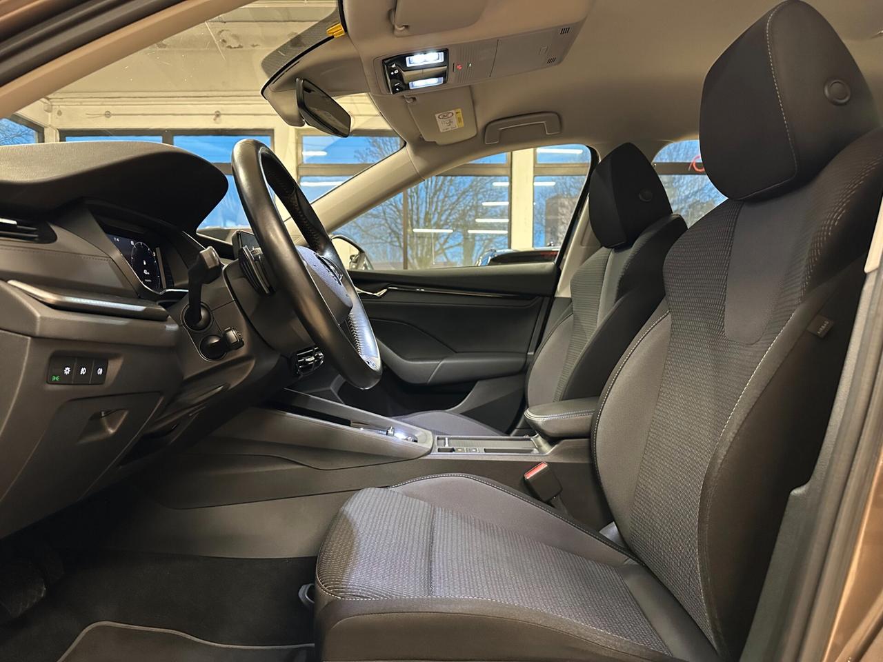 Skoda Octavia WAGON AMBITION 2.0 TDI DSG *CARPLAY*NAVI