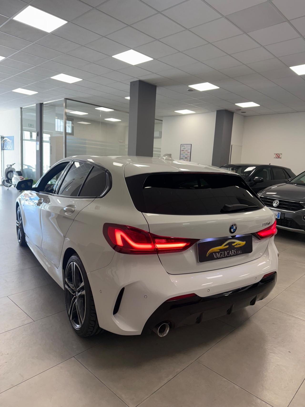 Bmw 116 116d 5p. Msport