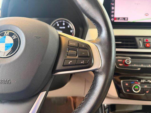 BMW X1 xDrive18d xLine //HEAD UP//LED//PELLE//