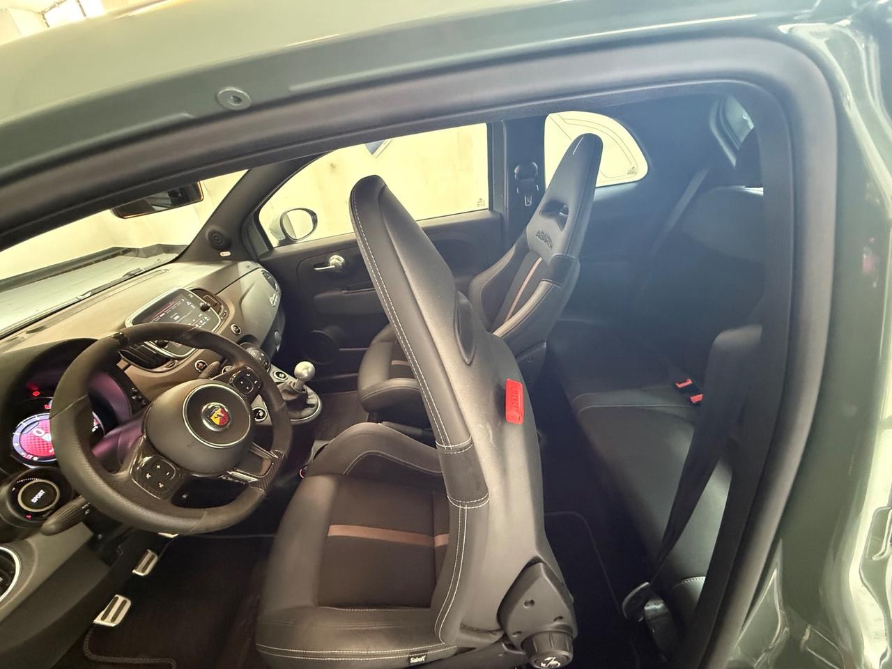 Abarth 695 1.4 Turbo T-Jet 180 CV 70°