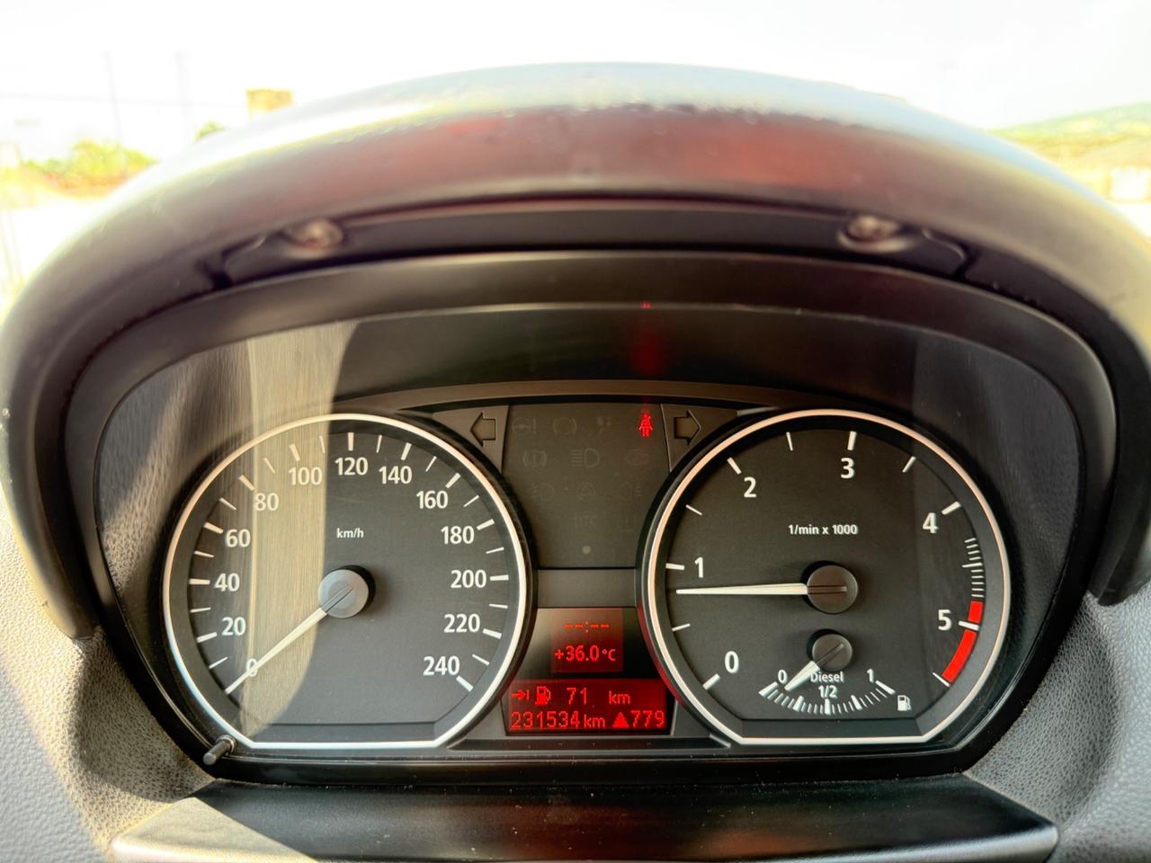 Bmw 118 118d cat 5 porte Eletta