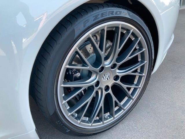 Porsche 911 3.0 Carrera Coupé solo 41.000 km