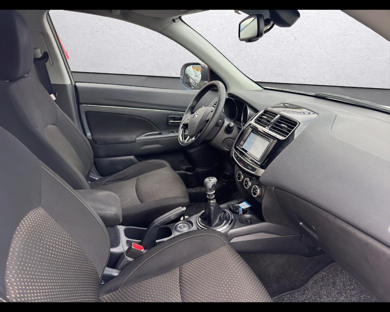 MITSUBISHI ASX 1ª serie - ASX 1.6 DI-D 114 CV 4WD Instyle Panoramic