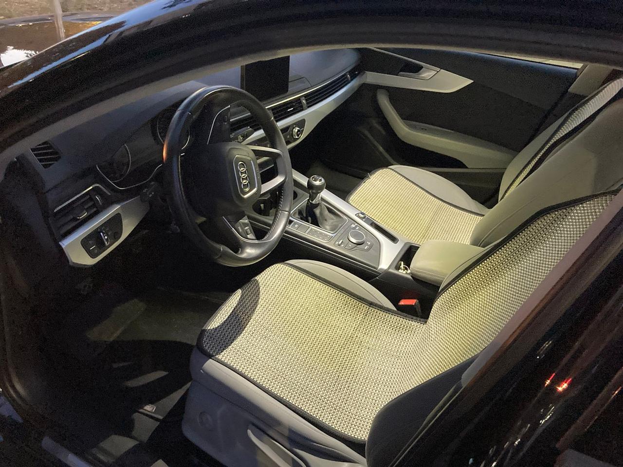 Audi A4 2.0 35 TDI Business #7324