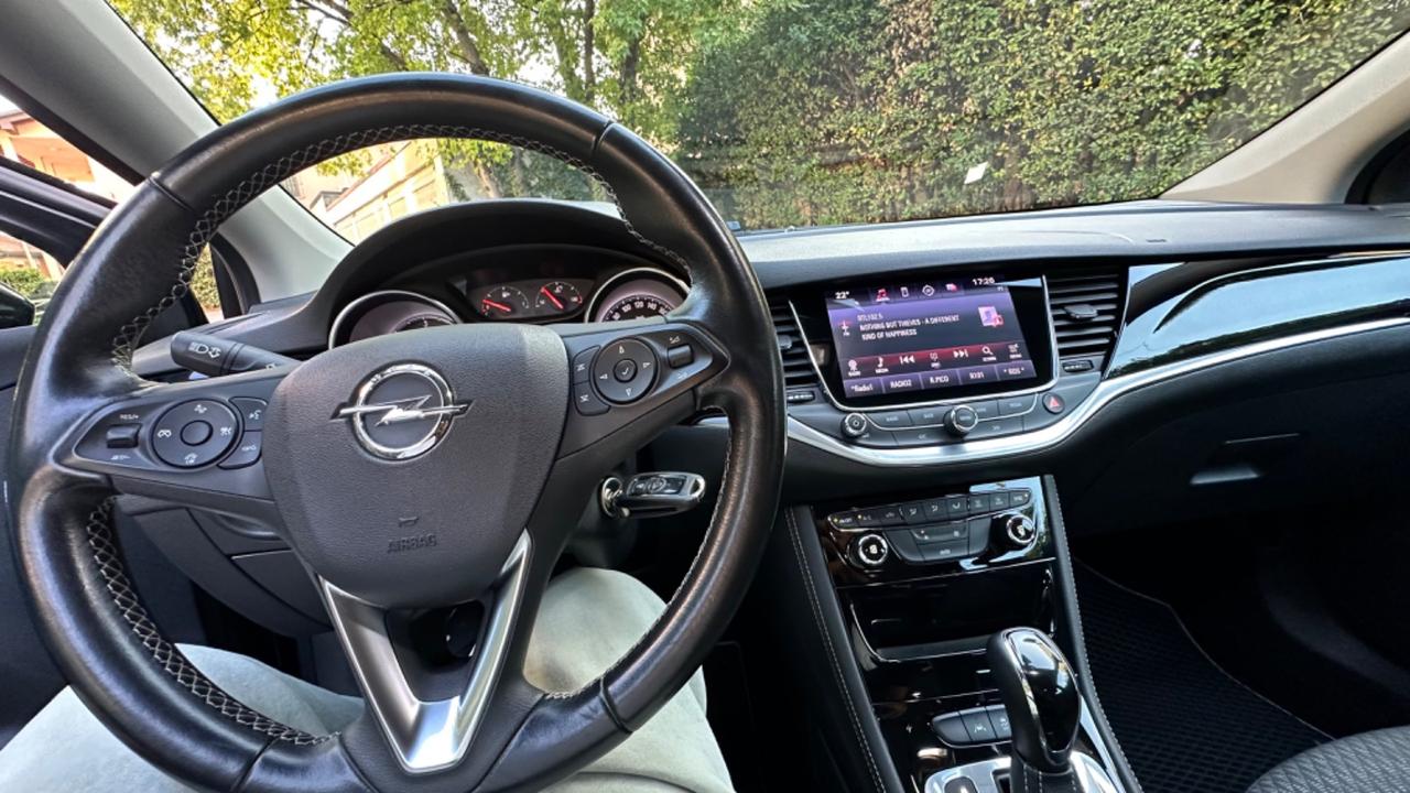 Opel Astra 1.6 CDTi 136CV.EURO6b.cambio automatico
