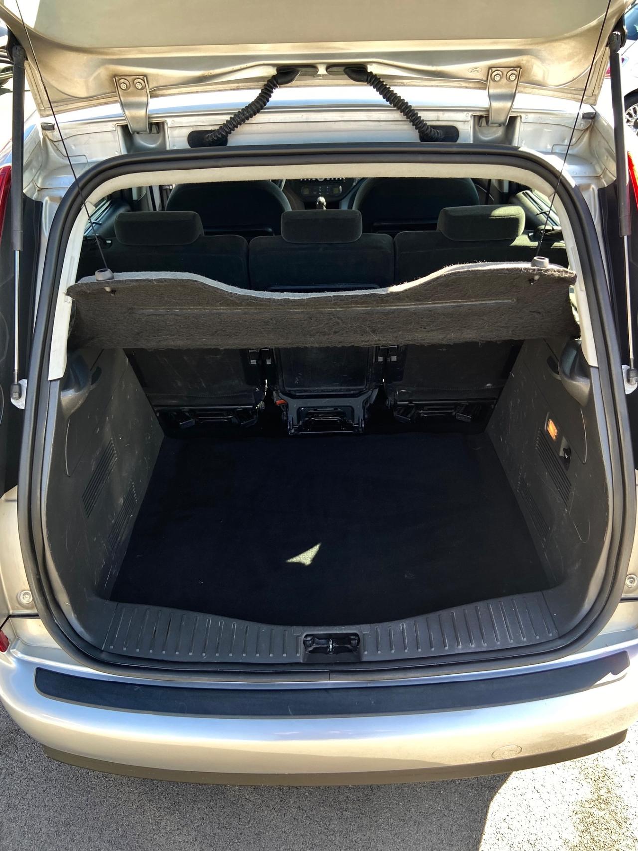 Ford Focus C-Max 1.6 TDCi (90CV) Titanium