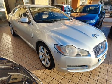 Jaguar XF 3.0 D V6 Luxury