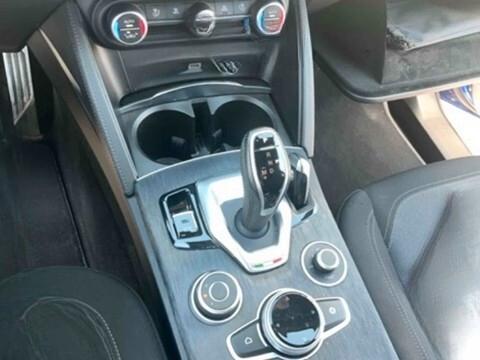 Alfa Romeo Stelvio 2.2 Turbodiesel 160 CV AT8 RWD Super Business