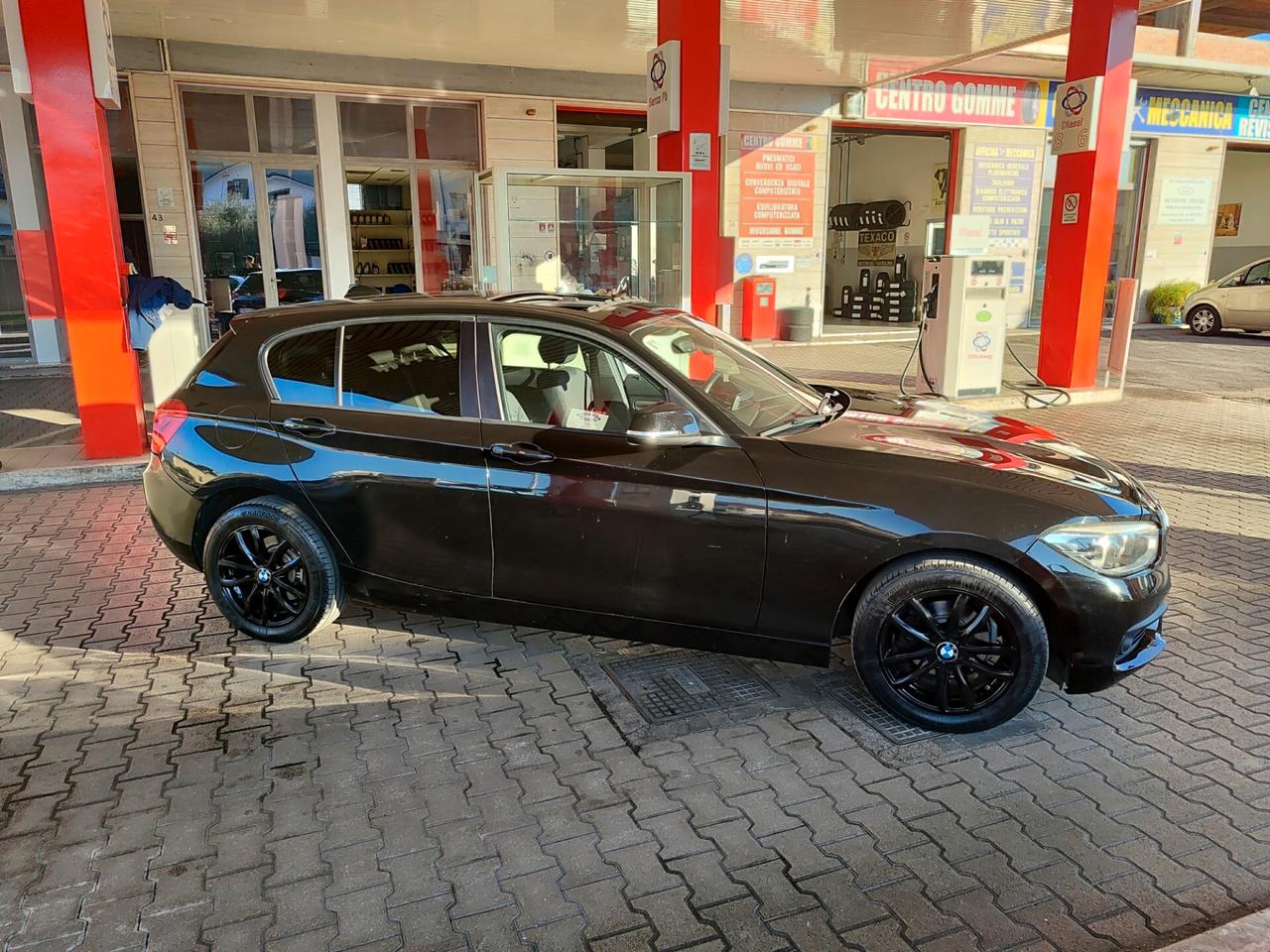 Bmw 116i SPORT PERFORMANCE OK NEOP super promo