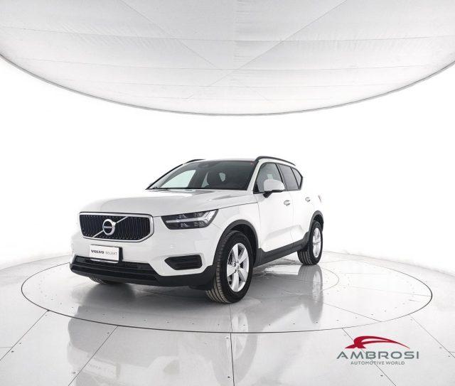 VOLVO XC40 D3 Momentum Core