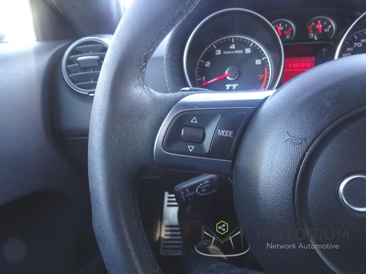 Audi TT Coupé 3.2T 250CV