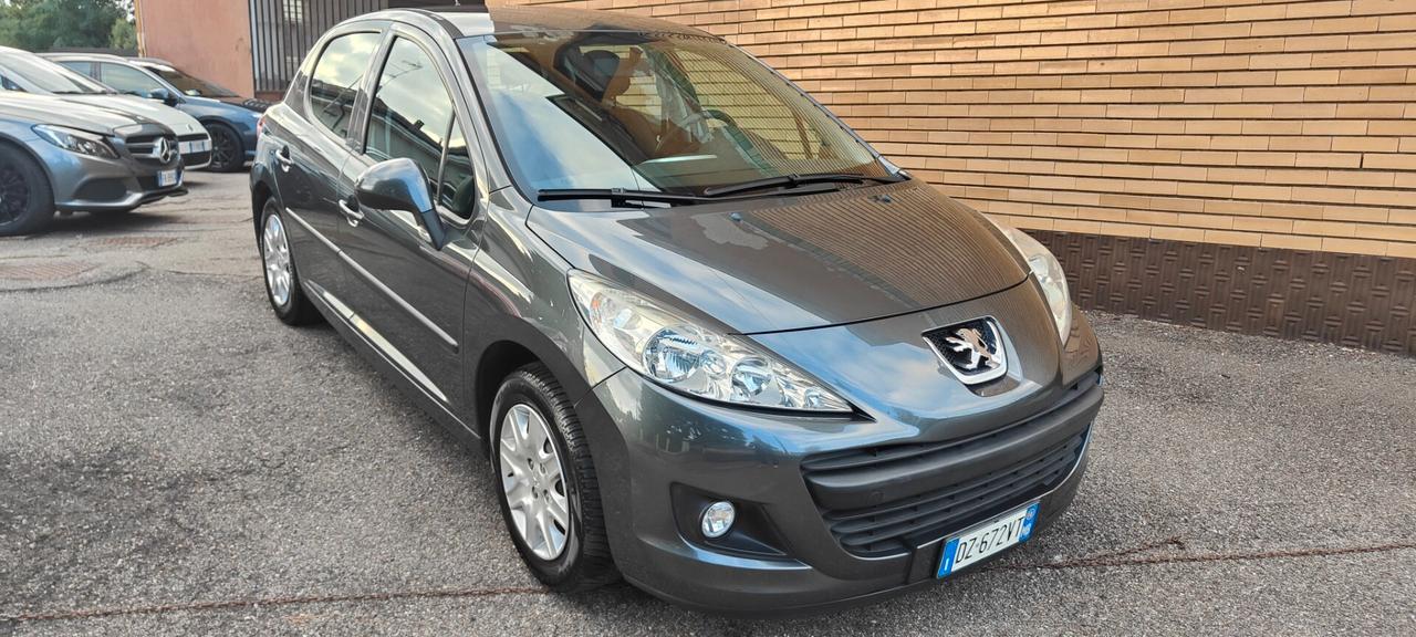 Peugeot 207 1.4 8V 75CV 5p. X Line ECO GPL