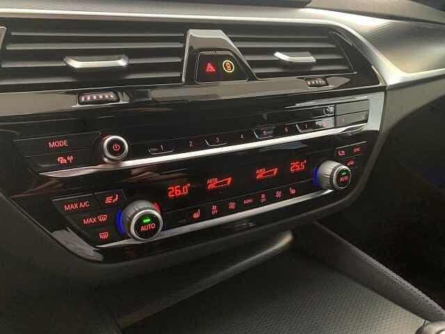 BMW Serie 5 520d 48V xDrive Touring Msport