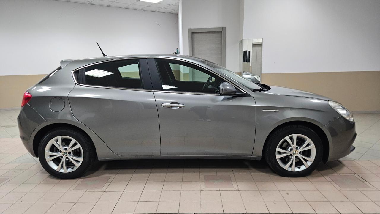 Alfa Romeo Giulietta 1.6 JTDm-2 105 CV Exclusive