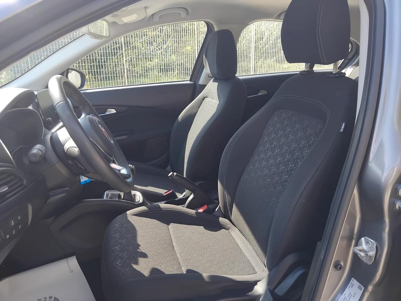 Fiat Tipo 1.0 5 porte Cross -TUA SENZA VINCOLI-