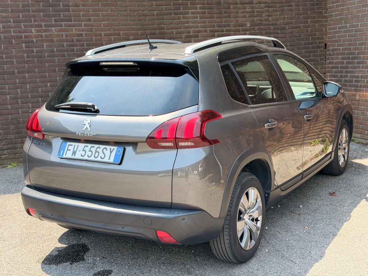 Peugeot 2008 PureTech 82 S&S Allure