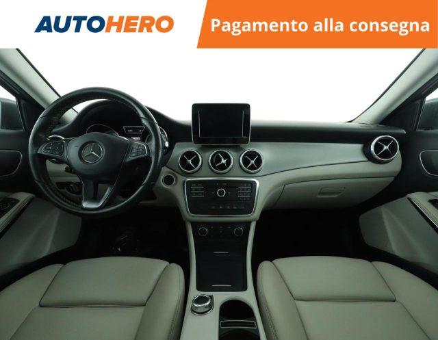 MERCEDES-BENZ GLA 200 d Automatic Sport