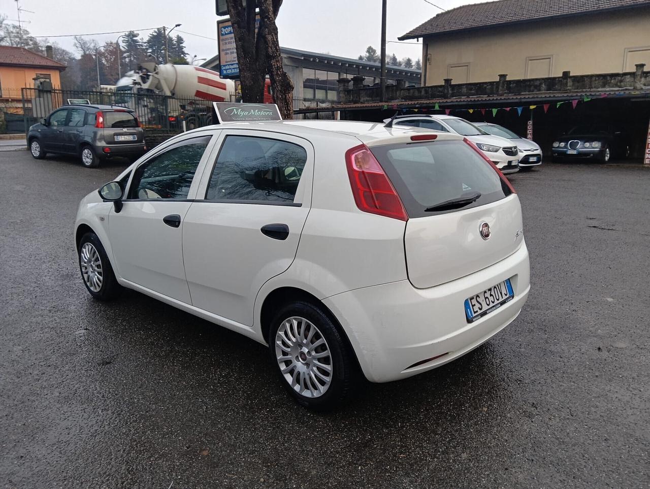Fiat Punto 1.3 MJT II 75 CV 5 porte Easy