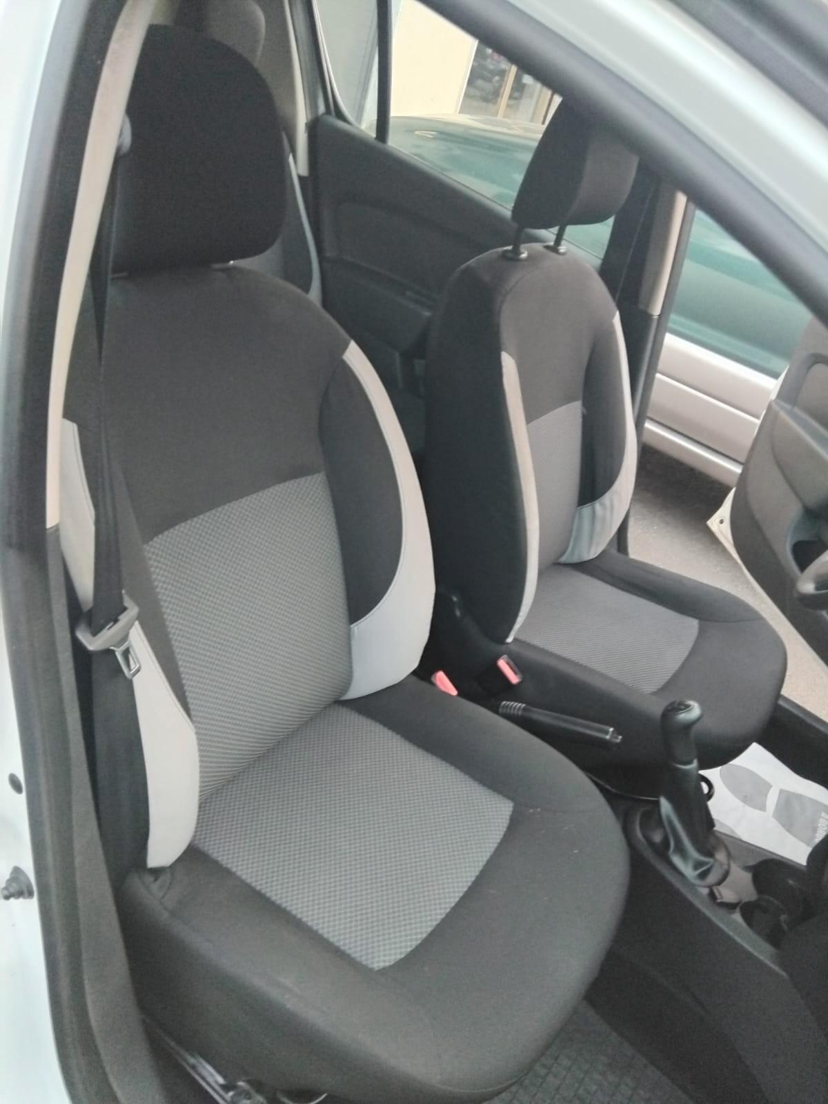 Dacia Sandero 1.2 75CV La Gazzetta dello Sport