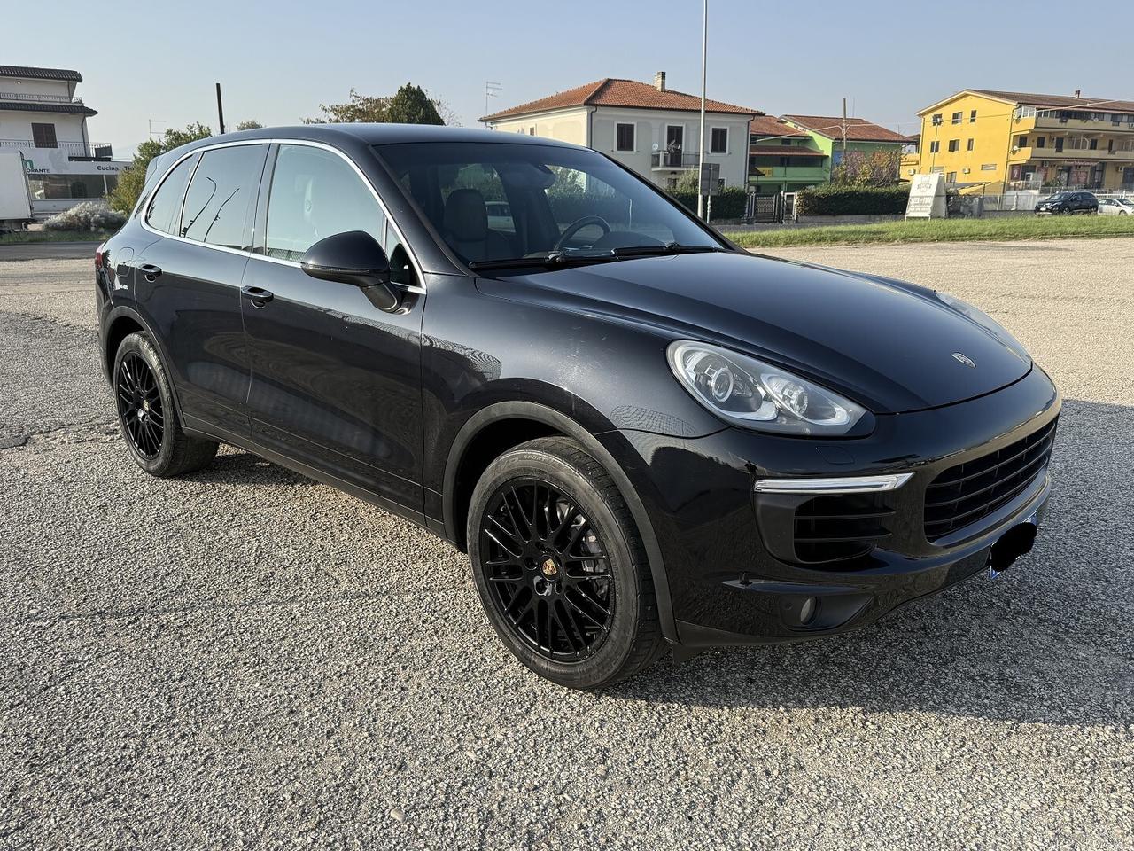 PORSCHE CAYENNE DIESEL NAVI PASM LED