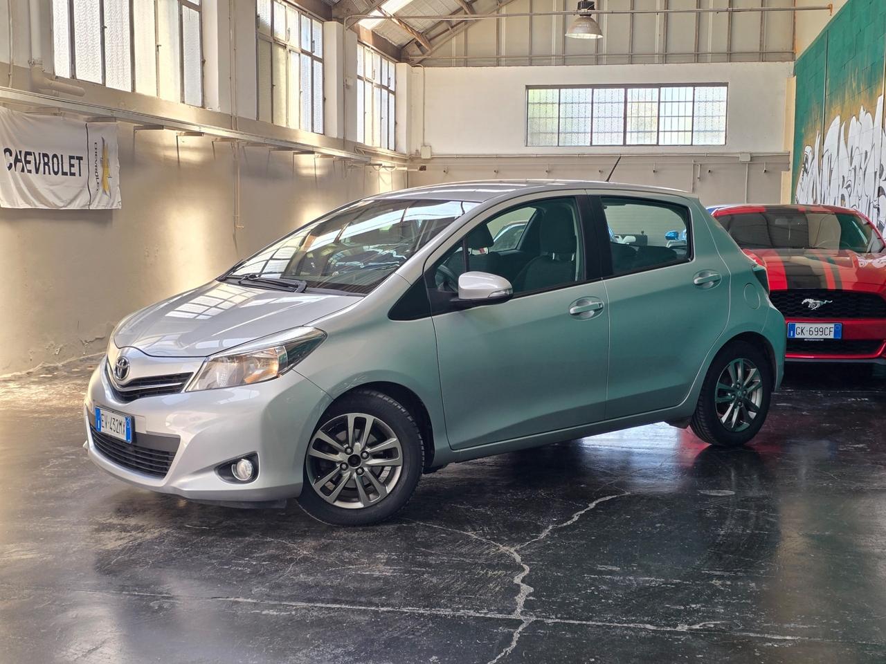 Toyota Yaris 1.4 D-4D 5 porte Lounge
