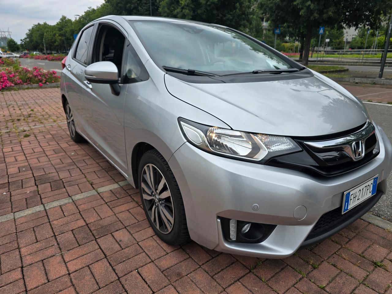 Honda Jazz Full OPTIONAL!!!!!! GARANZIA/PERMUTA