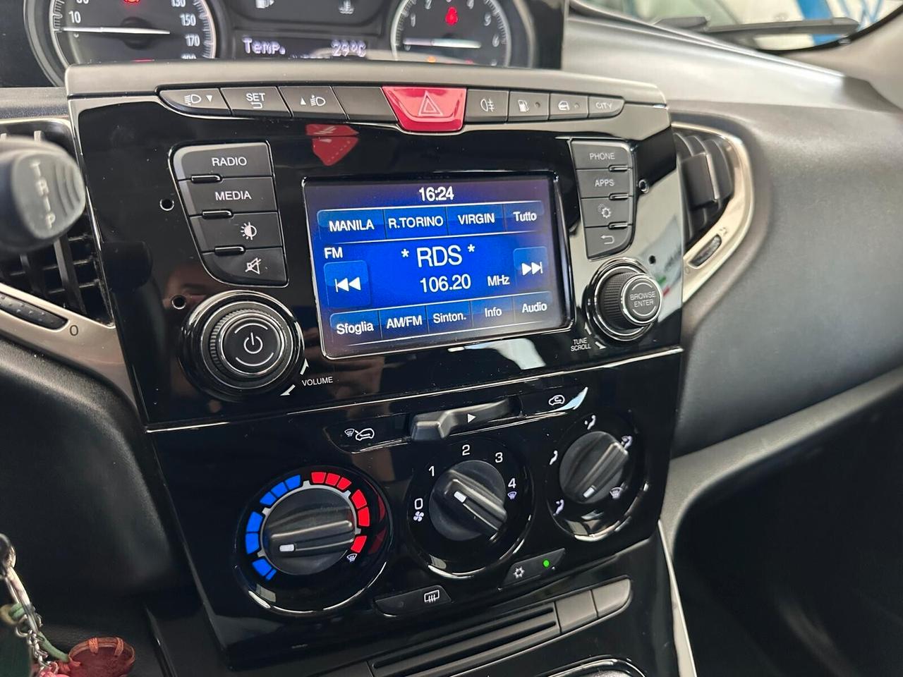 Lancia Ypsilon 1.2 69 CV 5 porte GPL Ecochic Gold