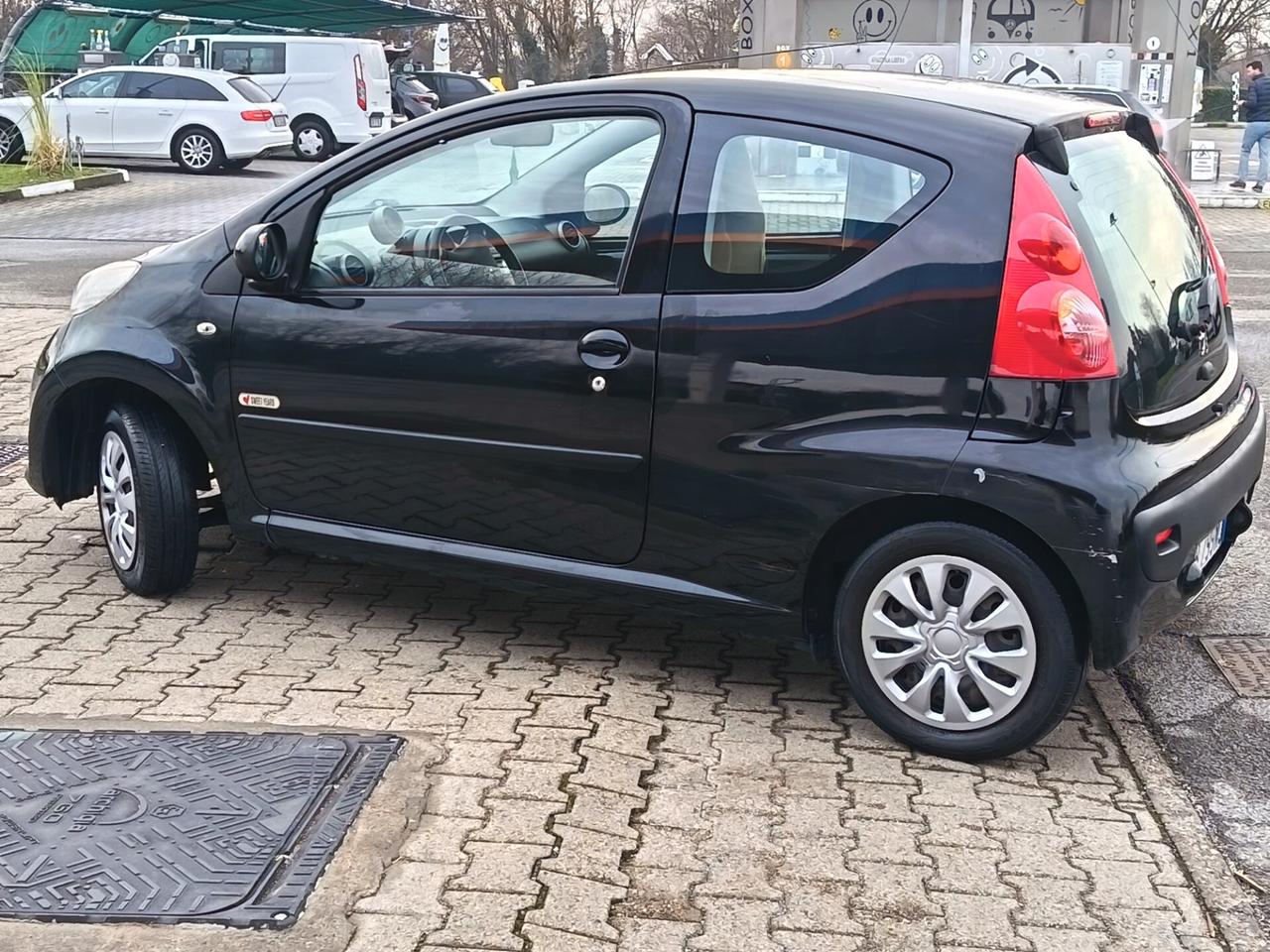 Peugeot 107 1.0 68CV 3p. Sweet Years