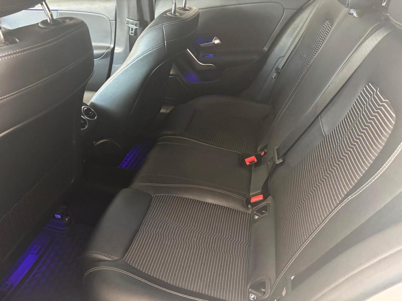 Mercedes-benz A 200 Mercedes 200d Sport