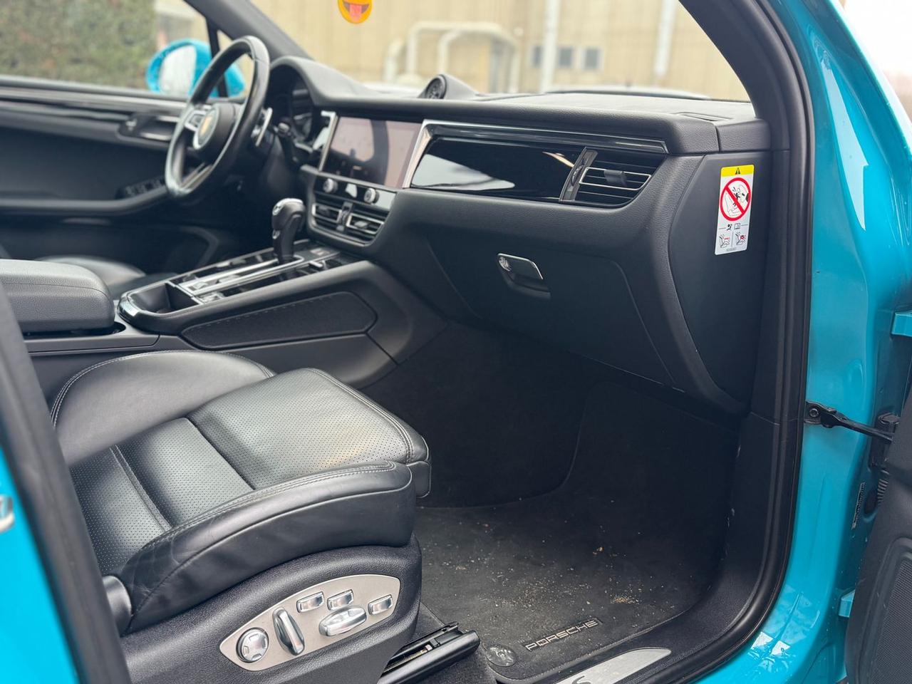 Porsche Macan -- 2.9 S #9082