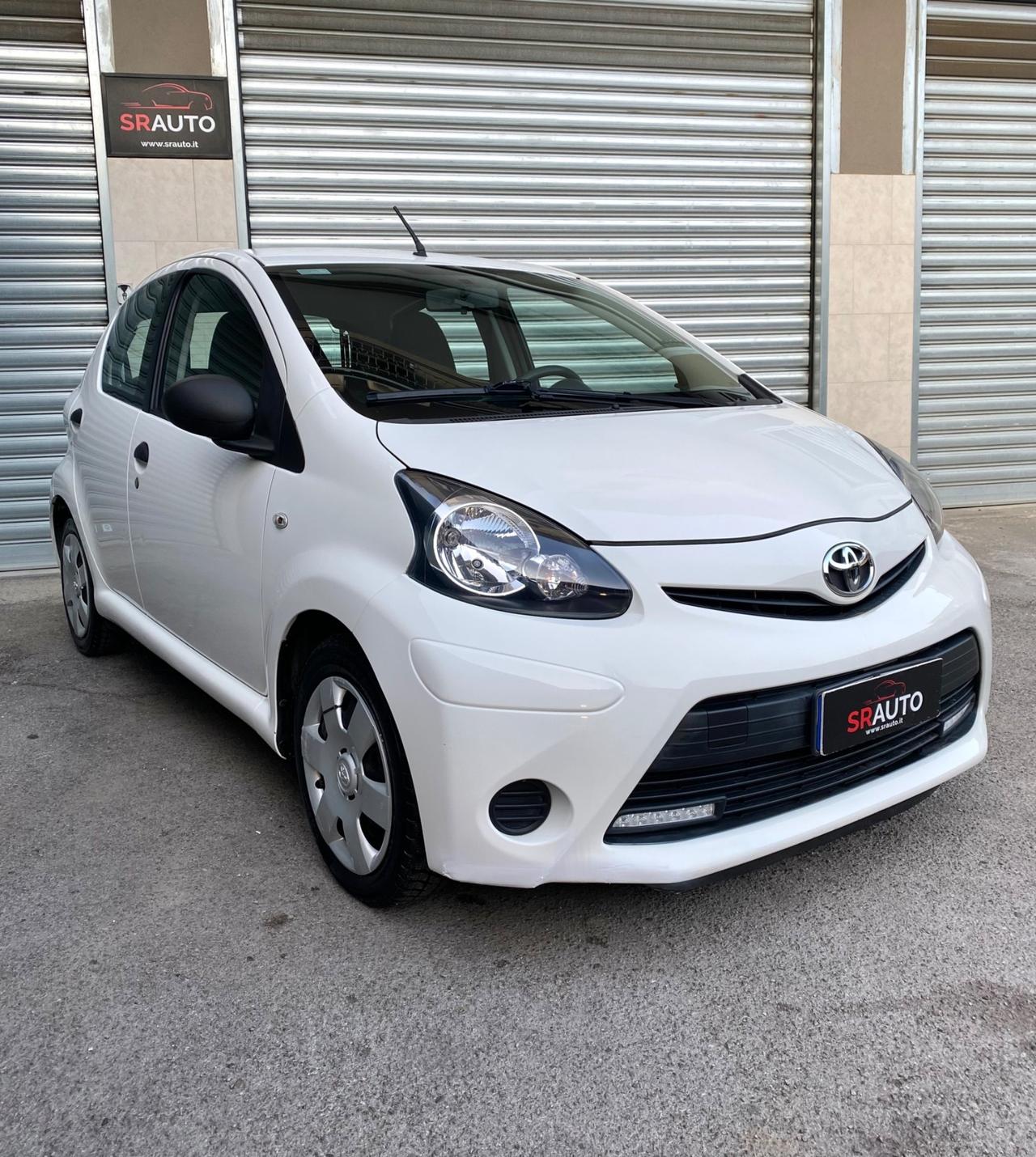 Toyota Aygo 1.0 12V VVT-i 68cv 5p. Lounge Connect
