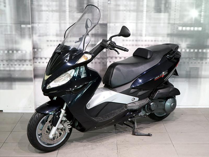 Malaguti Madison 400