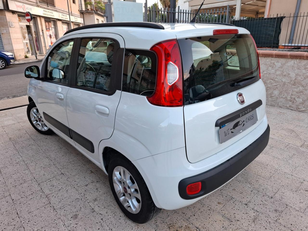 FIAT Panda 1.3 MJT LOUNGE- PERFETTA 2015