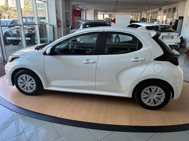 TOYOTA Yaris 1.5 Hybrid 5 porte Active