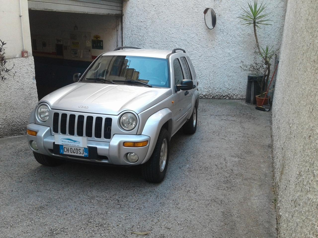 Jeep Cherokee 2.5 CRD Limited